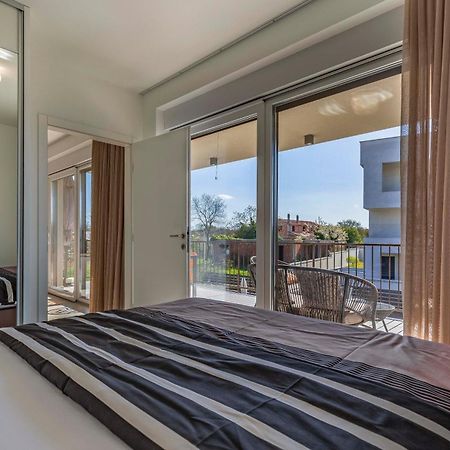 Apartamento Ap Caci Mit Pool - Istriensonne 0712-0737 Medulin Exterior foto