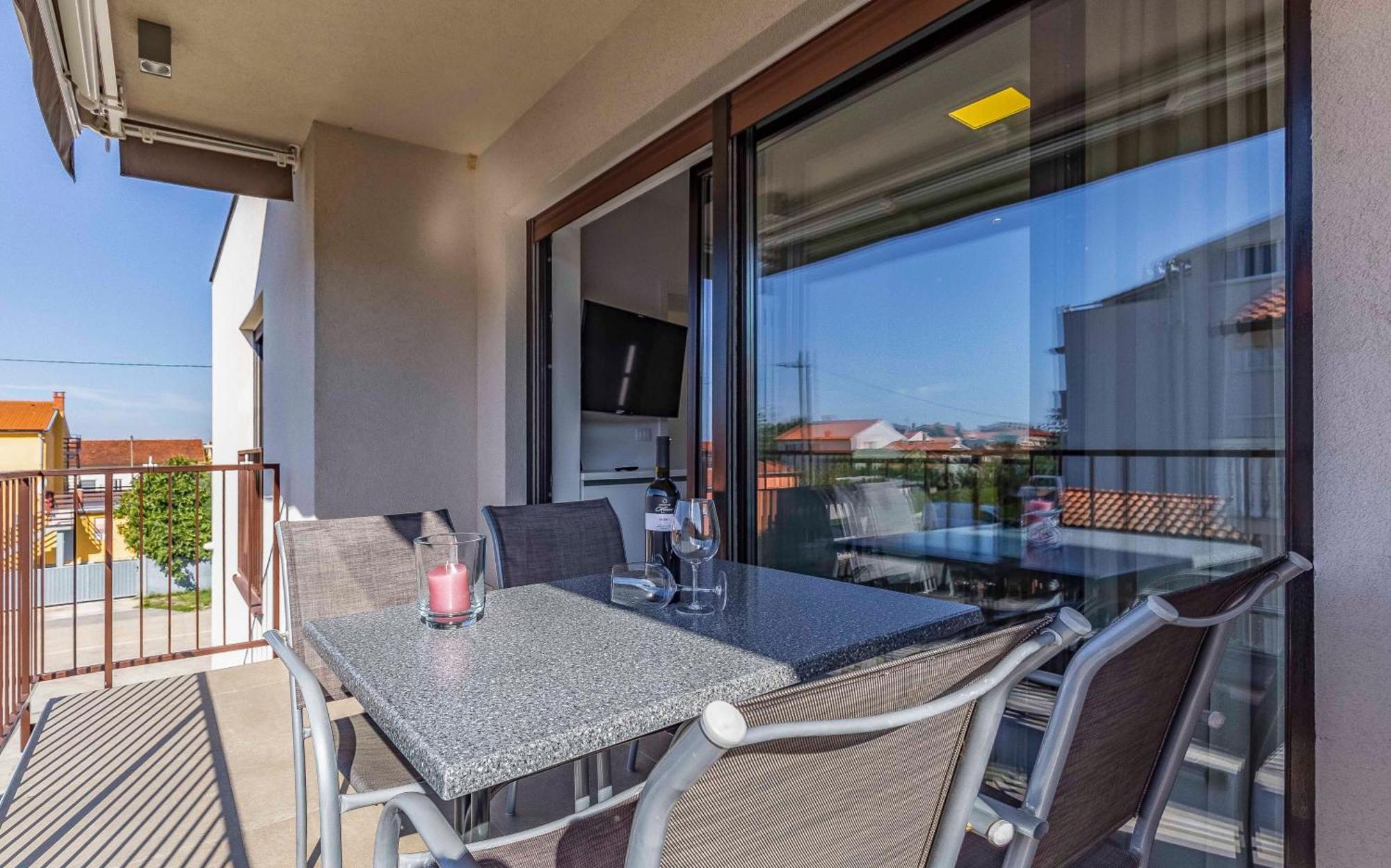 Apartamento Ap Caci Mit Pool - Istriensonne 0712-0737 Medulin Exterior foto