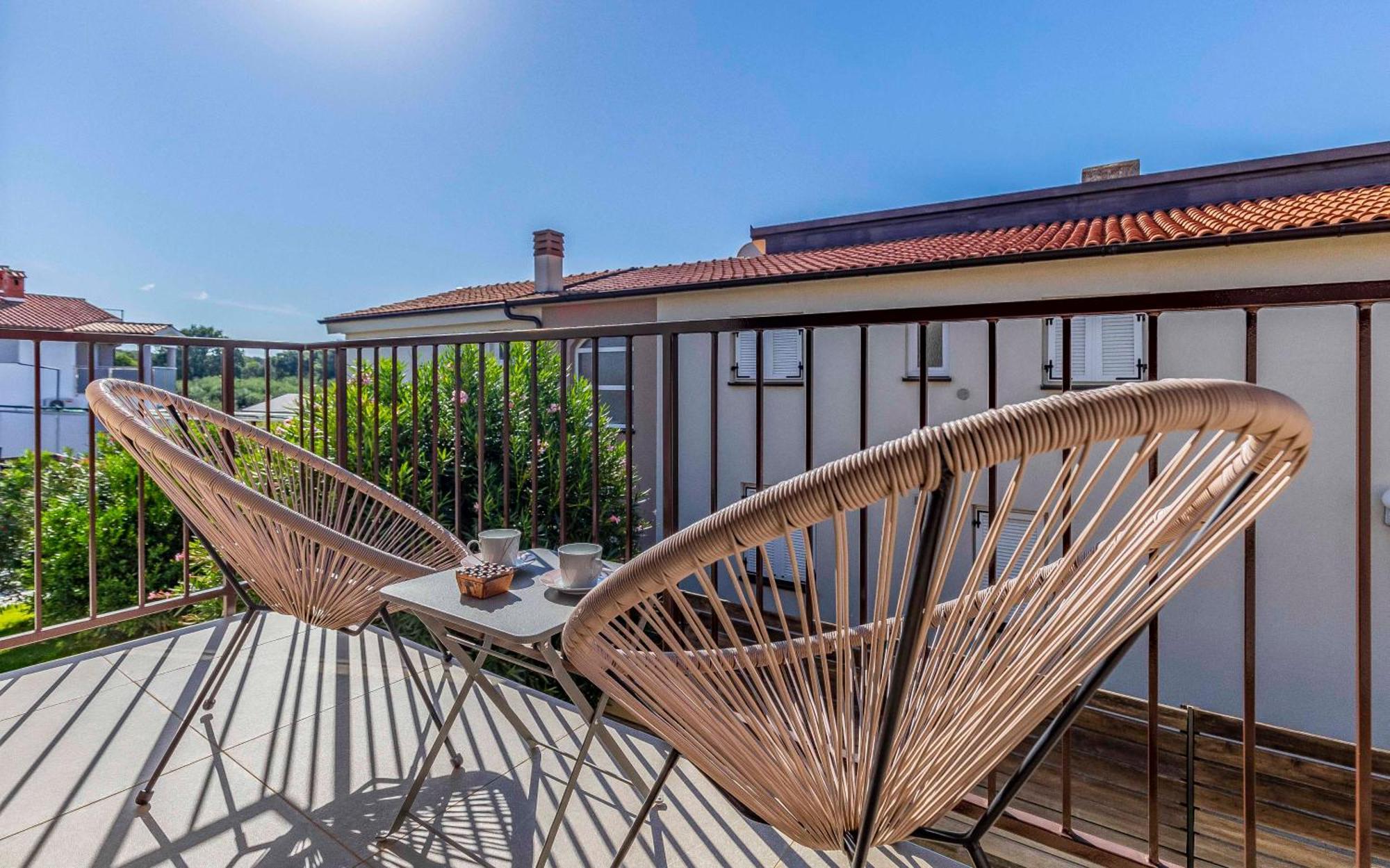 Apartamento Ap Caci Mit Pool - Istriensonne 0712-0737 Medulin Exterior foto